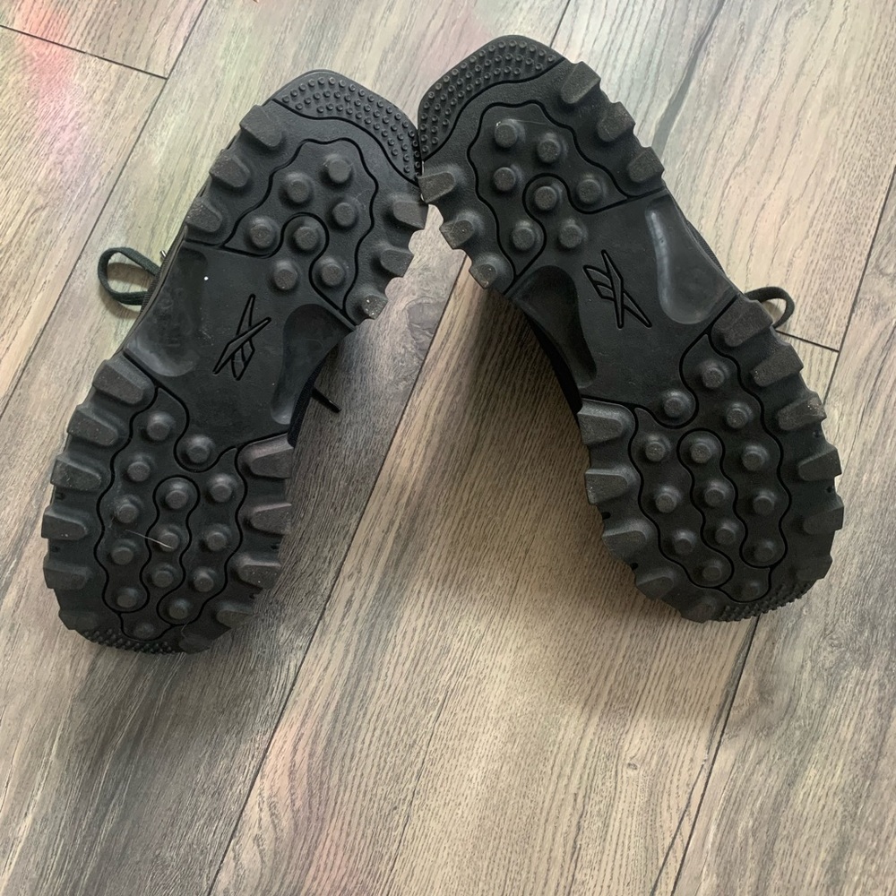 Cardi B Reebok collab sneaker - Picture 3 of 3